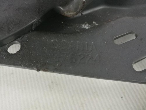 Kabinos užrakto kronšteinas dešinė