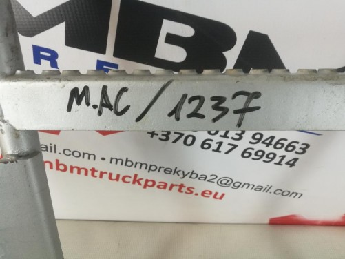 Laiptelis už kabinos (metalinis)