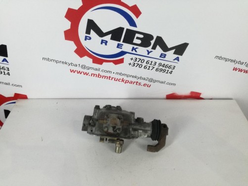 Pavarų perjungimo mechanizmas